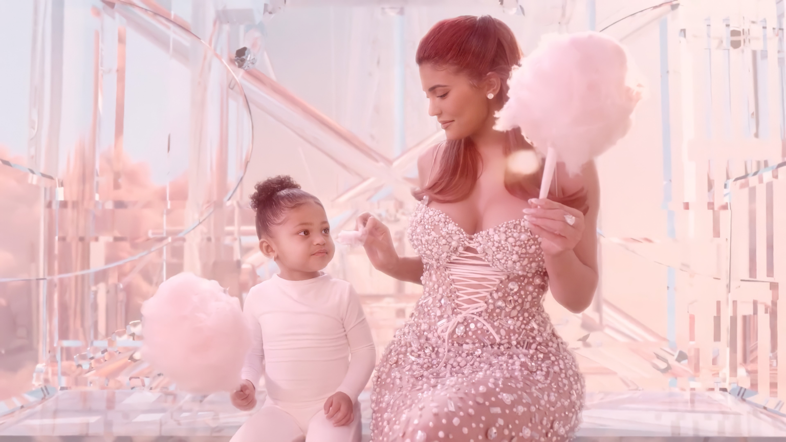 Kylie Jenner - Kylie Baby